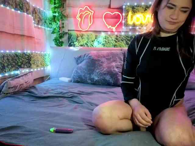 2Laski2's sex show image