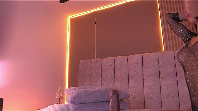 sara_lopee1's sex show image