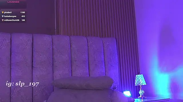 sara_lopee1's sex show image