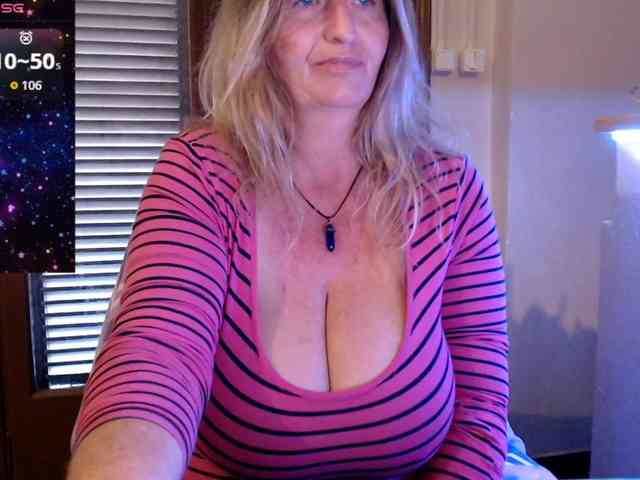 JennaDeluxe's sex show image