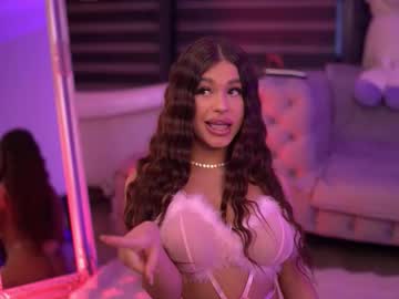 Изображение секс-шоу модели bellanoirre Изображение секс-шоу модели bellanoirre