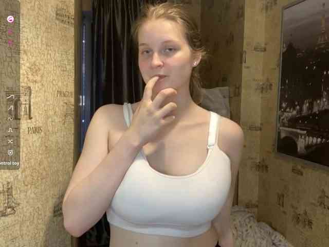 Sexshow-Bild von KiaraBasbas Sexshow-Bild von KiaraBasbas