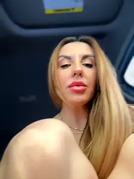 Sexshow-Bild von MilfNextDoor20