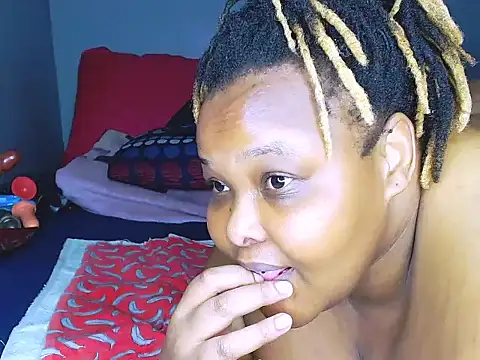 fatafricanqueen's sex show image