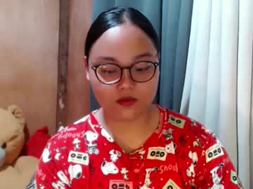 urasian_hotchix69's sex show image urasian_hotchix69's sex show image