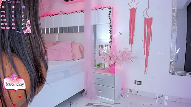 Изображение секс-шоу модели saridethot