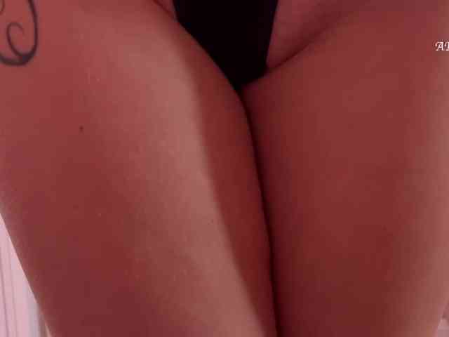 Koketka's sex show image Koketka's sex show image