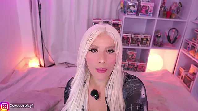 Изображение секс-шоу модели charlottejacks