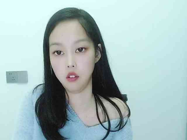 Sexshow-Bild von Selinababy99 Sexshow-Bild von Selinababy99