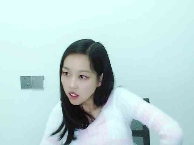 Selinababy99's sex show image