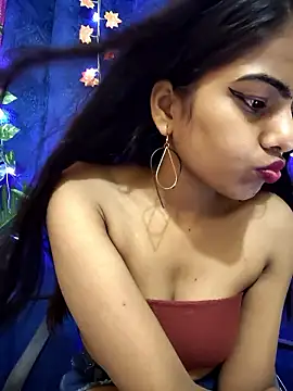 Sexshow-Bild von Alisha_Babyy Sexshow-Bild von Alisha_Babyy