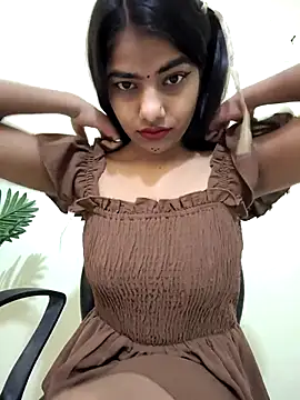 Изображение секс-шоу модели Alisha_Babyy