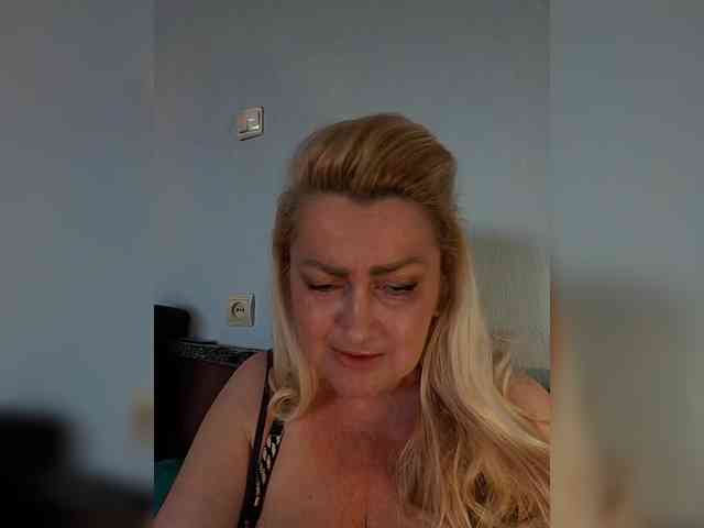 vetaru's sex show image