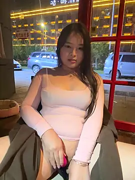 Изображение секс-шоу модели chenyu0308 Изображение секс-шоу модели chenyu0308