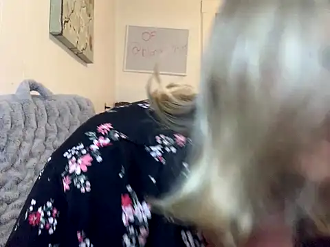 Blondie955's sex show image