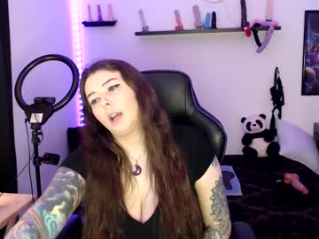 bigtittedtattedlesbian's sex show image bigtittedtattedlesbian's sex show image