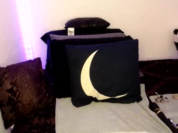 bigtittedtattedlesbian's sex show image bigtittedtattedlesbian's sex show image