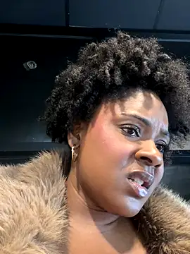 Sexshow-Bild von ForbiddenAddictions2