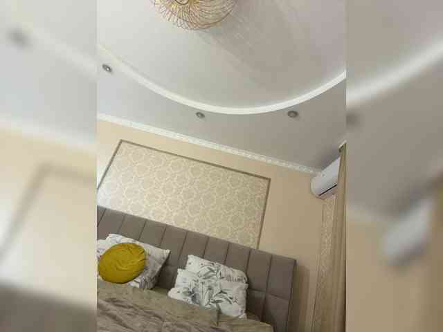 Vikusha's sex show image