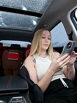 Изображение секс-шоу модели SvetLive