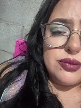 MileyGia's sex show image