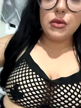 Изображение секс-шоу модели MileyGia