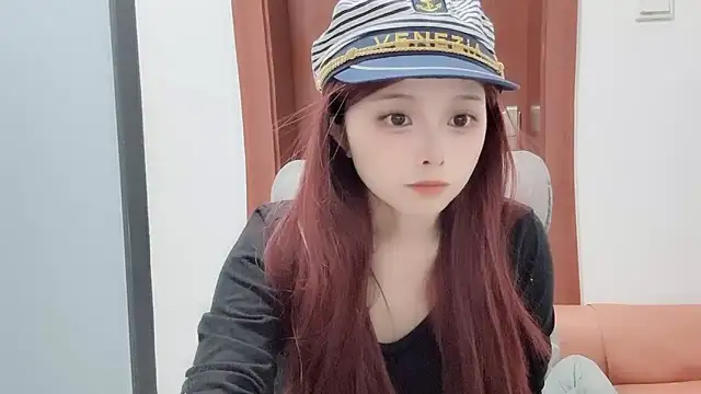 QQ88-99's sex show image