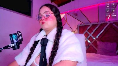 Изображение секс-шоу модели ShylySweet