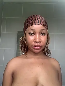 Creamy_bitchxxx's sex show image