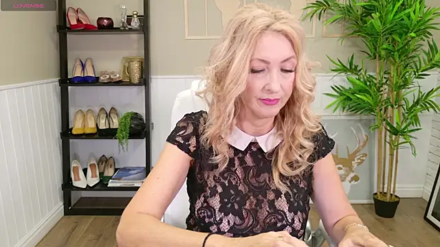 Изображение секс-шоу модели LadyLeea