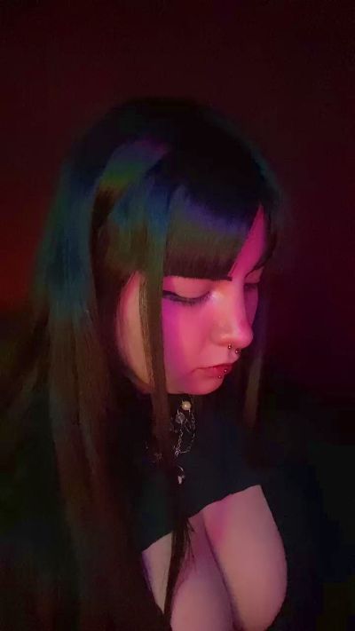 Sexshow-Bild von ugly_shinii Sexshow-Bild von ugly_shinii