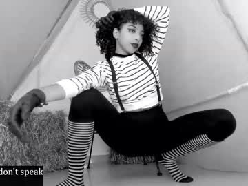 Изображение секс-шоу модели ariella_ruiz