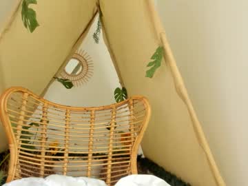 Изображение секс-шоу модели ariella_ruiz Изображение секс-шоу модели ariella_ruiz