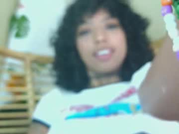 Изображение секс-шоу модели ariella_ruiz Изображение секс-шоу модели ariella_ruiz