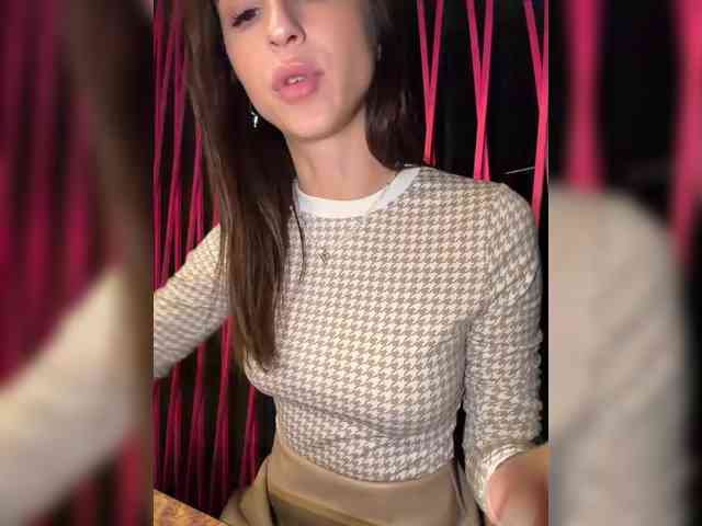 Изображение секс-шоу модели EwaBrown Изображение секс-шоу модели EwaBrown