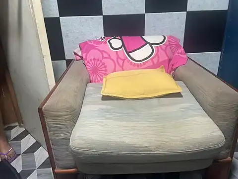 Sexshow-Bild von asian-doll