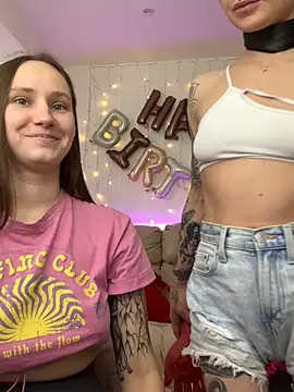 HotCaramellsTV's sex show image