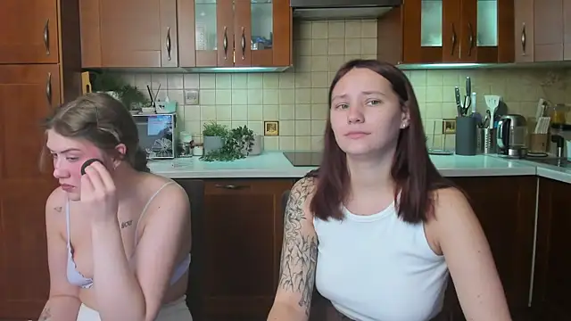 Sexshow-Bild von HotCaramellsTV