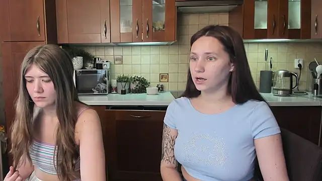 Sexshow-Bild von HotCaramellsTV