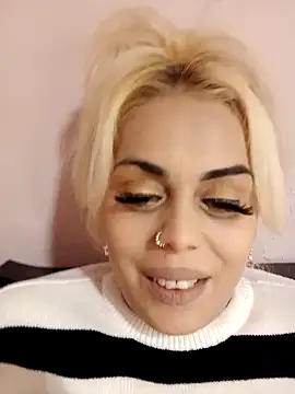 izauri2025's sex show image