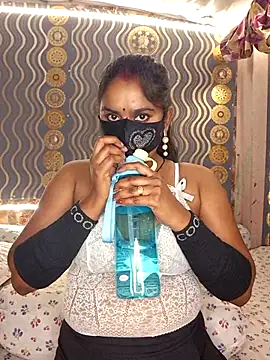 Sweet-Maddlina's sex show image