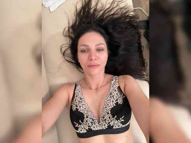 Buffi's sex show image