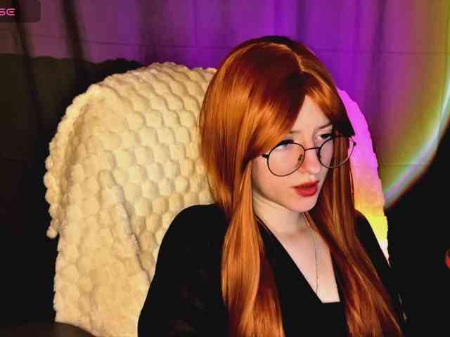 Изображение секс-шоу модели -LisaMeow-