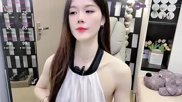 Изображение секс-шоу модели Yueyue-MM Изображение секс-шоу модели Yueyue-MM