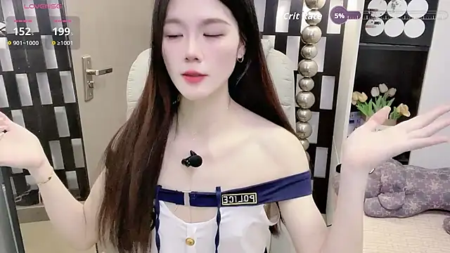 Yueyue-MM's sex show image