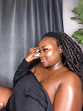 Honeycoco0211's sex show image