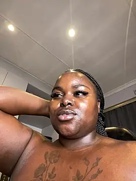Sexshow-Bild von Honeycoco0211 Sexshow-Bild von Honeycoco0211