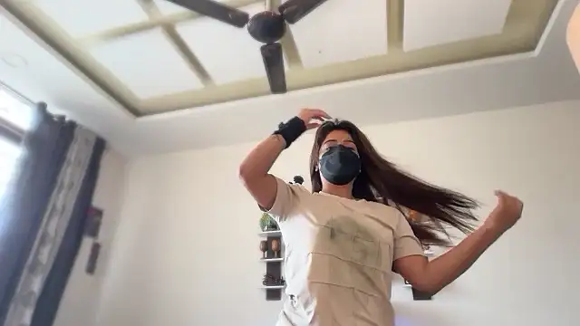 Princess-69's sex show image