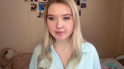 LadyPanda's sex show image