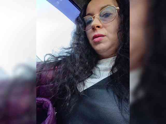 Annanas's sex show image